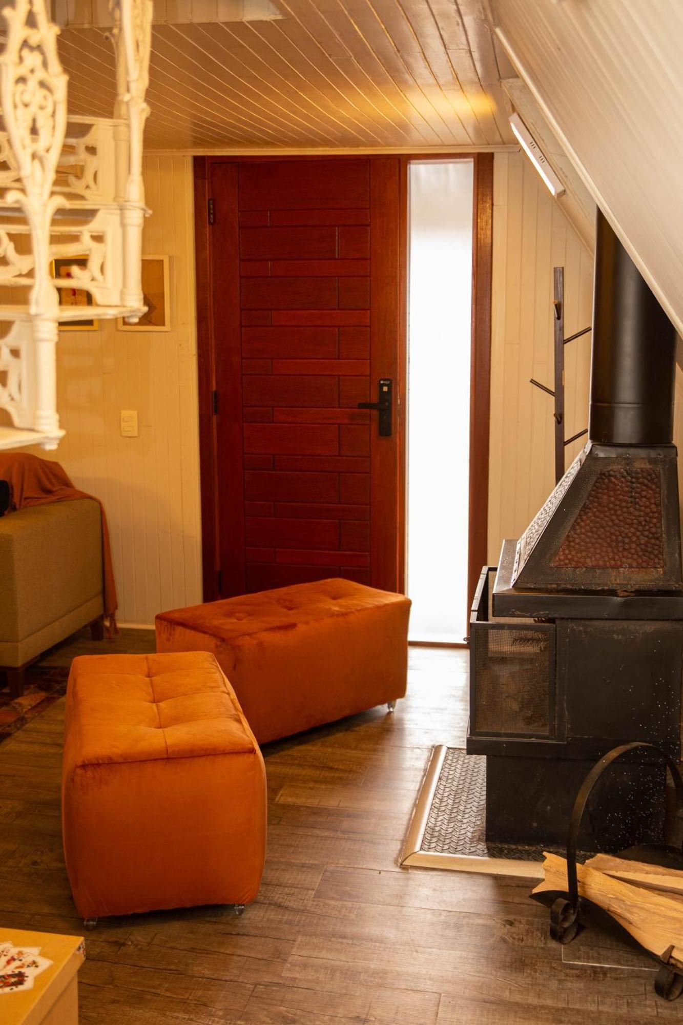 Chale Pinot Com Lareira Villa Campos do Jordao Exterior photo